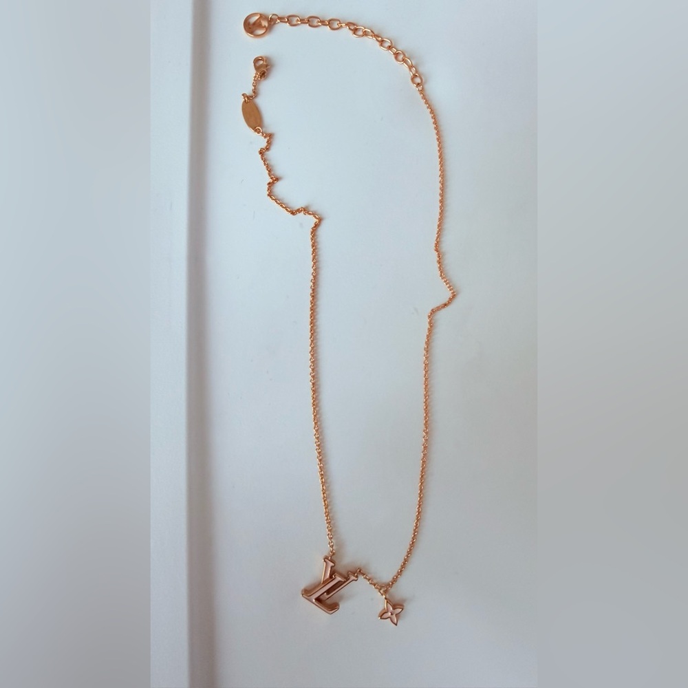 Louis Vuitton Iconic Enamel Rose Gold Necklace (Like-new) - Picture 11 of 11